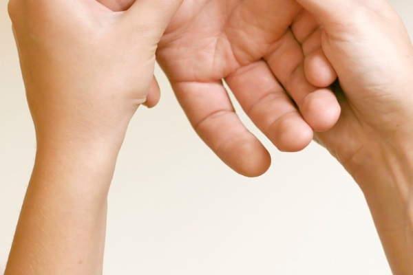 Akupressur-Hand