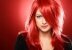 Hübsche Frau mit roten Haaren