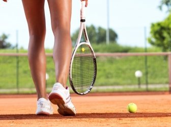 Beine von einer Tennissspielerin