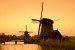 holländische Windmühle im Winter