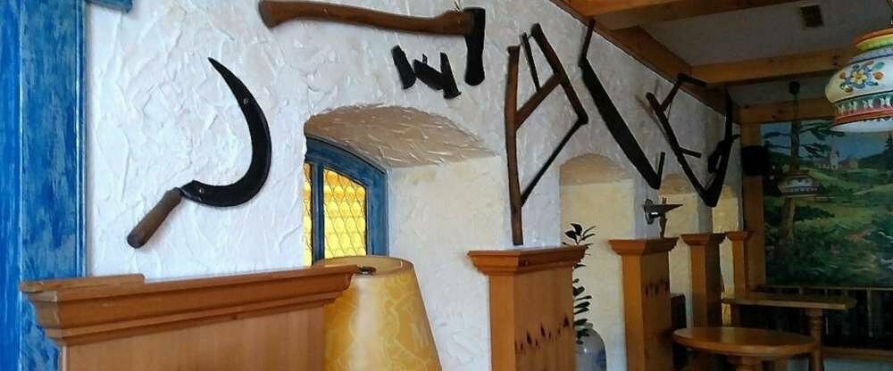 ...und alte Gegenstände geben dem Raum zusätzlich Flair!