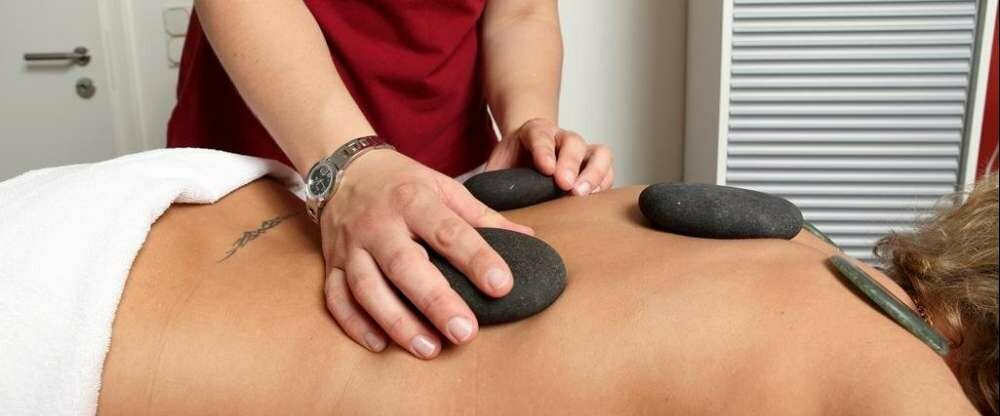 Hot-Stone-Massage
