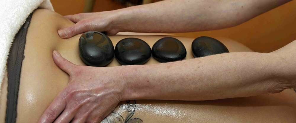 Hot-Stone-Massage