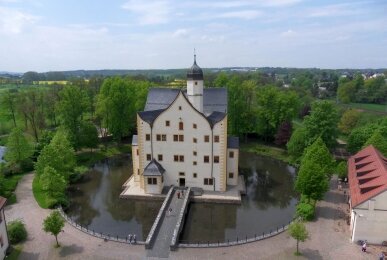 Das Schlossgebäude, Quelle: Wasserschloss Klaffenbach Schlosshotel Chemnitz
