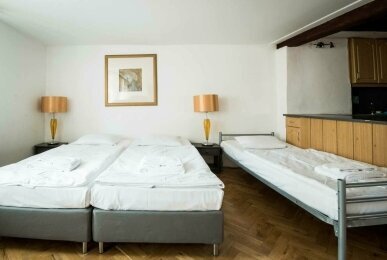 4 Bett - Dachgeschoss Apartment, Quelle: Charles Bridge Hostel and Apartments