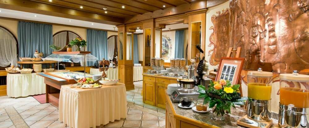 Frühstück vom reichhaltigen Buffet