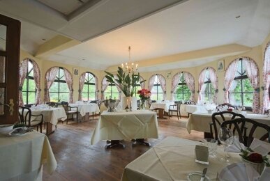 Pavillion, Quelle: Parkhotel Emstaler Höhe