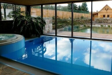 Schwimmbad, Quelle: Hammermühle Hotel & Gesundheitsresort