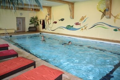 Schwimmbad, Quelle: Parkhotel Weber-Müller 