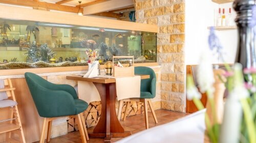 AaRa Hotel - Restaurant