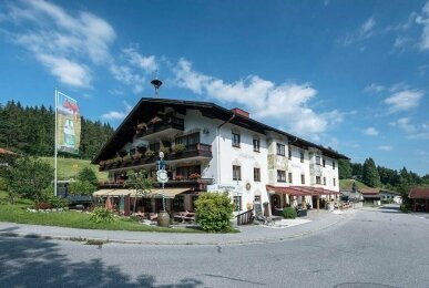 Aktivhotel & Gasthof Schmelz - Hotel-Außenansicht, Quelle: Aktivhotel & Gasthof Schmelz
