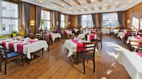 AKZENT Brauerei Hotel Hirsch - Restaurant