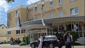 AKZENT Hotel Altdorfer Hof