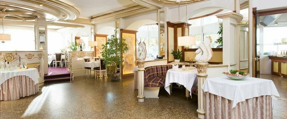 AKZENT Hotel Altdorfer Hof