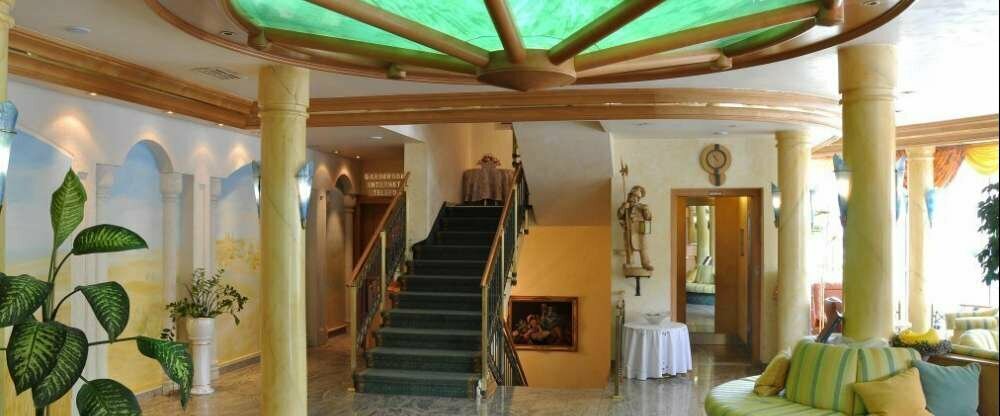 AKZENT Hotel Altdorfer Hof