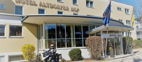 Motorrad Fahrer Willkommen!, Quelle: AKZENT Hotel Altdorfer Hof