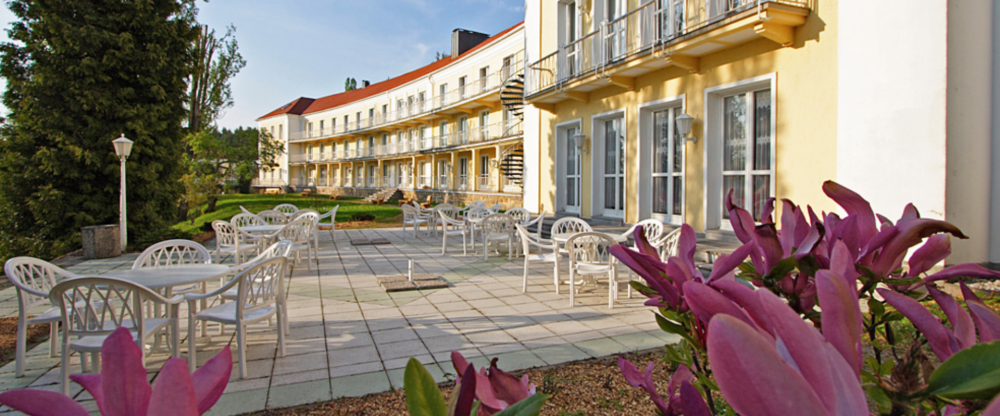 AKZENT Hotel Am Burgholz - Hotel-Außenansicht