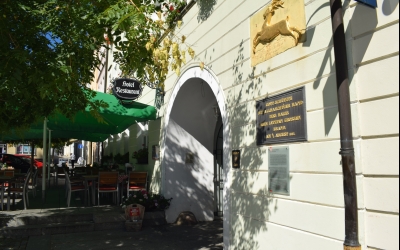 AKZENT Hotel Goldner Hirsch - Hotel-Außenansicht