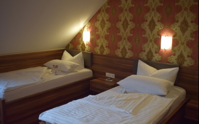 AKZENT Hotel Goldner Hirsch - Zimmer