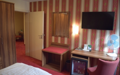 AKZENT Hotel Goldner Hirsch - Zimmer