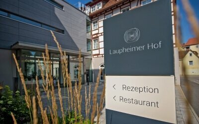 AKZENT Hotel Laupheimer Hof - Hotel-Außenansicht