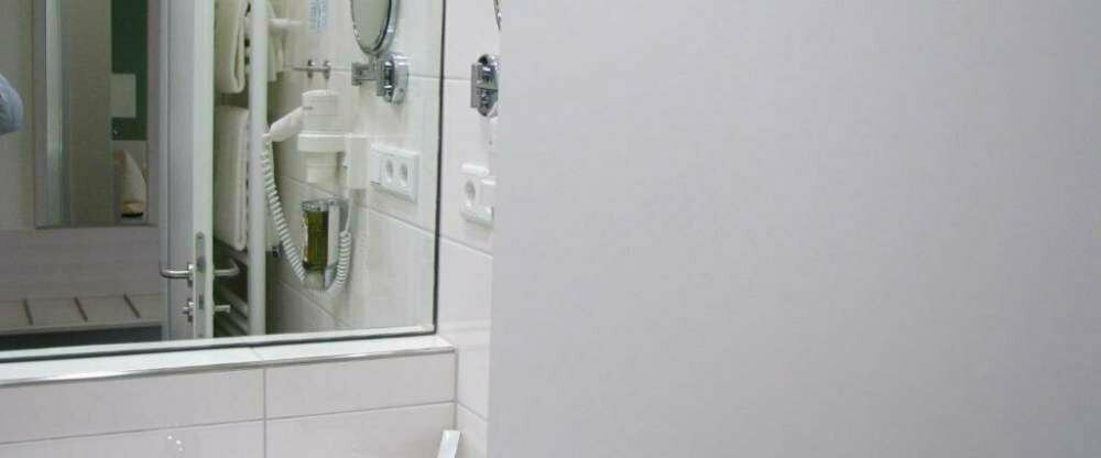 AKZENT Hotel Restaurant Albert - Badezimmer