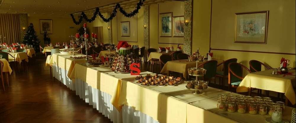 AKZENT Hotel Strandhalle - Weihnachtsbuffet Sonderveranstaltung
