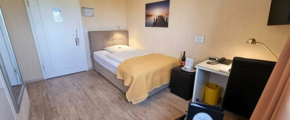 Einzelzimmer - Bett 120x200cm