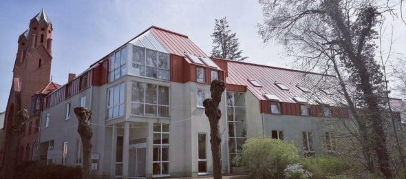 AKZENT Parkhotel Trebbin - Hotel-Außenansicht, Quelle: AKZENT Parkhotel Trebbin