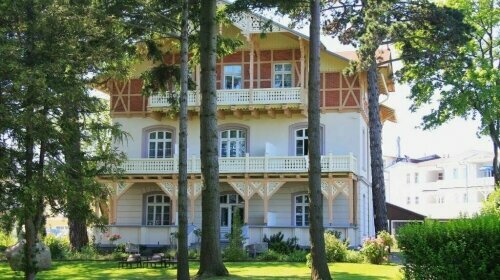 AKZENT Waldhotel SPA Rügen  - Hotel-Außenansicht