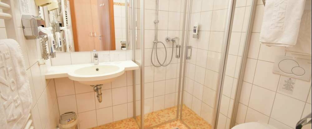 First Class mit Terasse Badezimmer