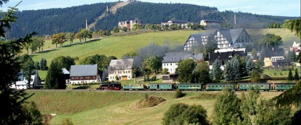 Alpina Lodge Hotel Oberwiesenthal - Hotel-Außenansicht