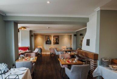Antik-Hotel EICHENHOF - Restaurant, Quelle: Antik-Hotel EICHENHOF