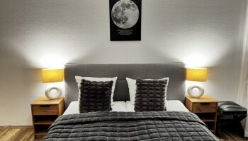 Erleben Sie Komfort, Freiheit und Ruhe in den geräumigen Apartments.