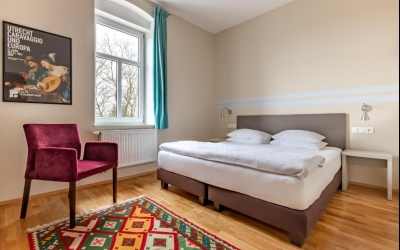 Appartement für 2-3 Personen und einem 180x200m Bett. Für einen angenehmen Aufenthalt für diejenigen, die gern Tag und Nacht, Arbeit und Privatsphäre und Gemütlichkeit voneinander trennen und noch mehr davon haben möchten.