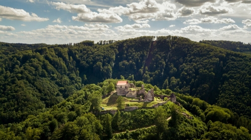 April Hotel Panorama - Umgebung