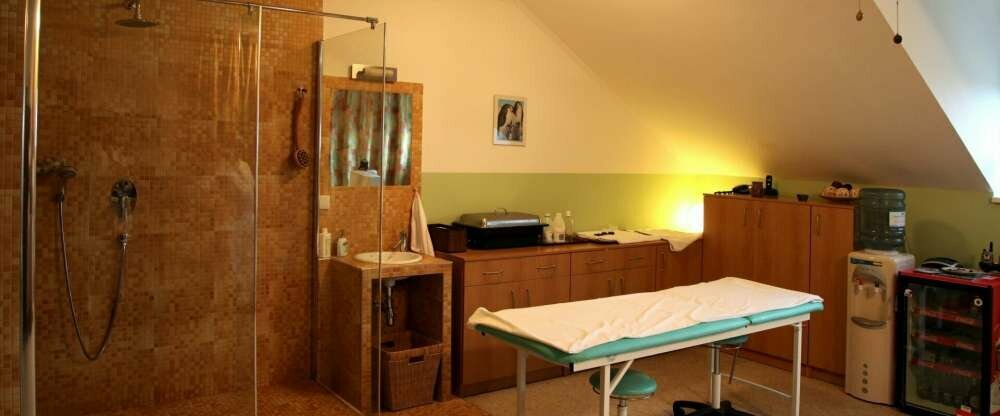 April Hotel Panorama - Wellnessbereich