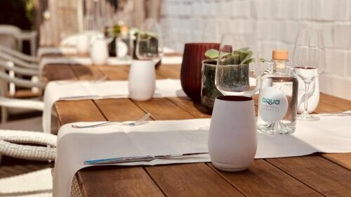 Aqua Hotel & Hostel - Terrasse/Außenbereich