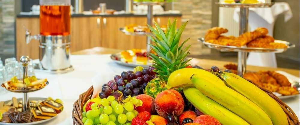 Tagung - Kaffeepause mit süßen und gesunden Snacks