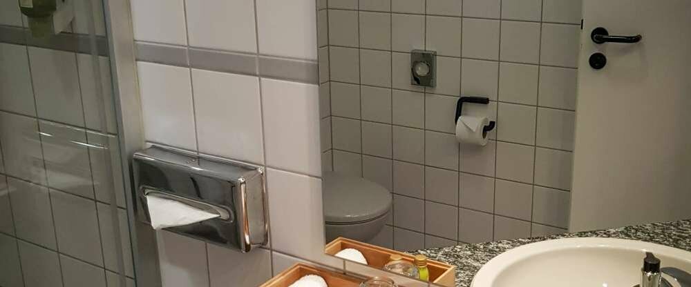 Astralis Hotel Domizil - Badezimmer