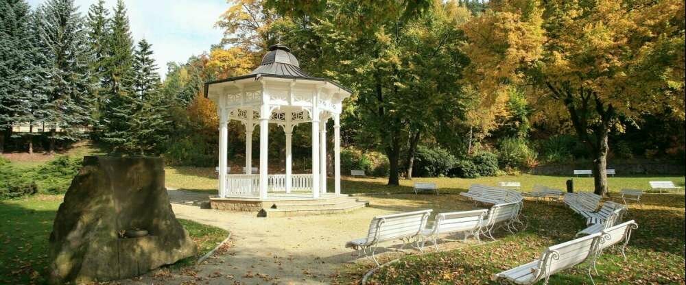 Astoria*** - Umgebung