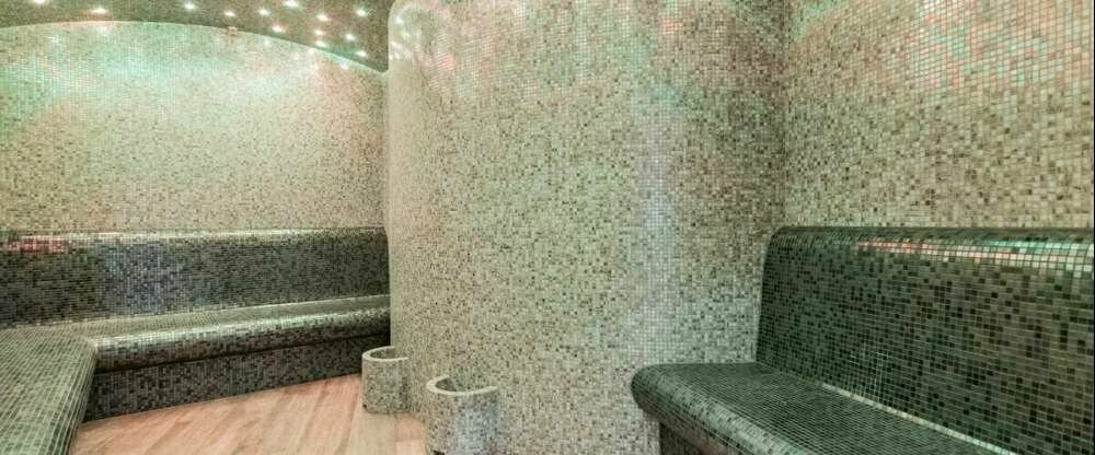 Astoria*** - Wellnessbereich