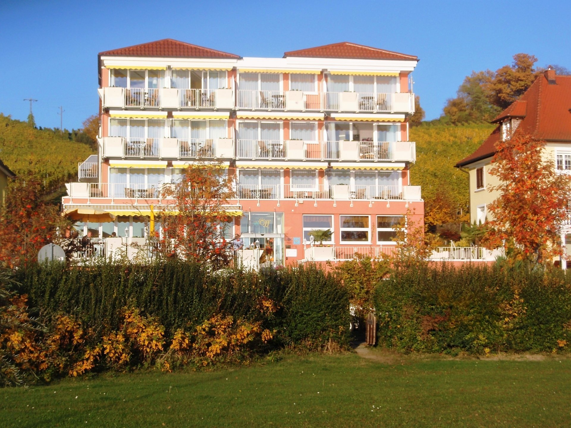6 Tage Herbst Auszeit am Bodensee in Meersburg 2022 – See Hotel Off  (4 Sterne), Baden-Württemberg inkl. Frühstück