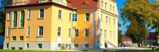Aussenansicht, Quelle: Schlosshotel Wiechlice