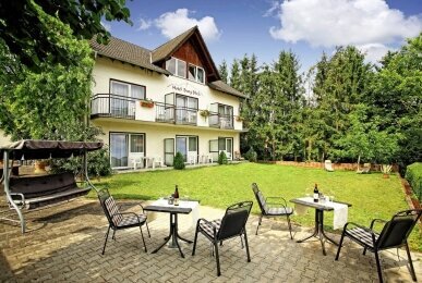 Außenansicht, Quelle: Land-gut-Hotel BurgBlick