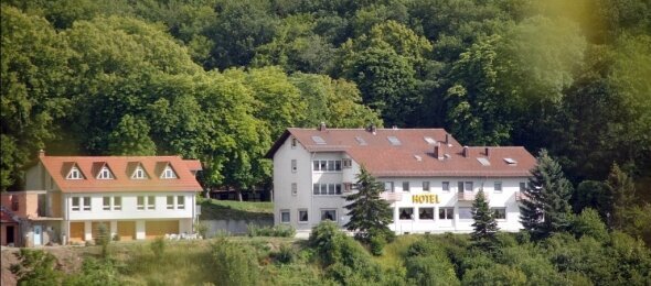 Außenansicht, Quelle: Burg-Hotel