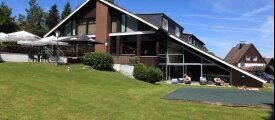 Außenansicht Aus Dem Garten, Quelle: Sporthotel Schulenberg