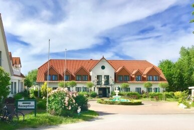 Aussenansicht der Hotelanlage, Quelle: Hotelanlage Tarnewitzer Hof