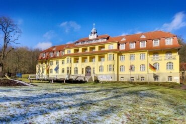 Außenansicht - Winter, Quelle: Ferien Hotel Villa Südharz