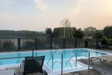 Außenpool, Quelle: Seehotel Niedernberg - Das Dorf am See